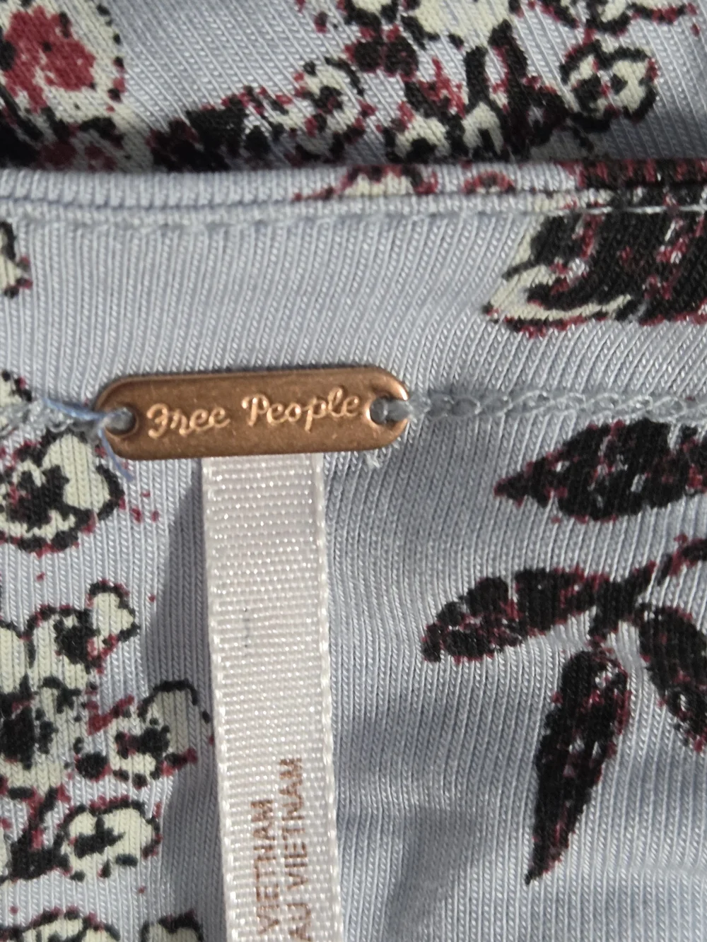 Free People Speak Easy Pale Blue Floral V-Neck Tunic Size S